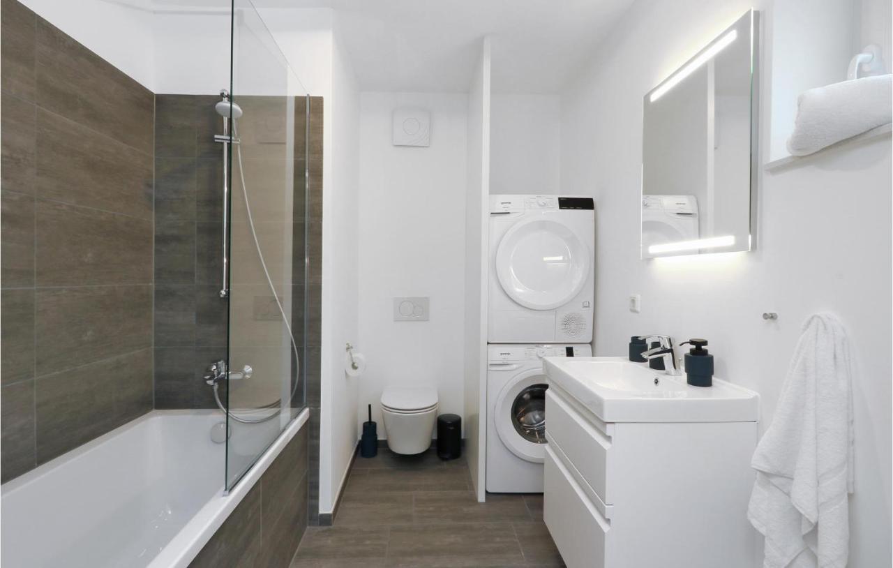 Amazing Apartment In Lembruch-Duemmer See Exterior photo